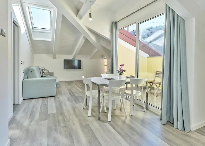 Sotto Il Cielo Finale Ligure