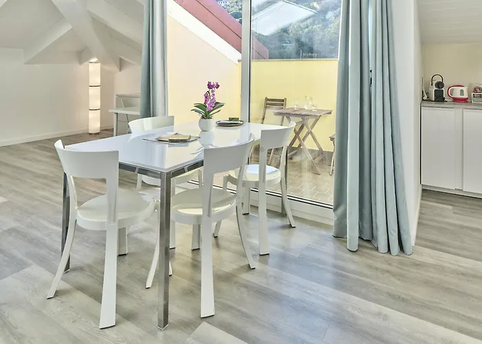 Sotto Il Cielo Finale Ligure