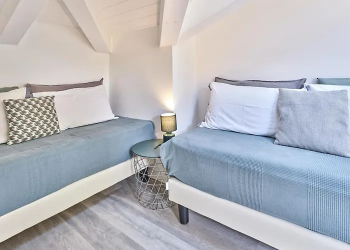 Sotto Il Cielo Finale Ligure